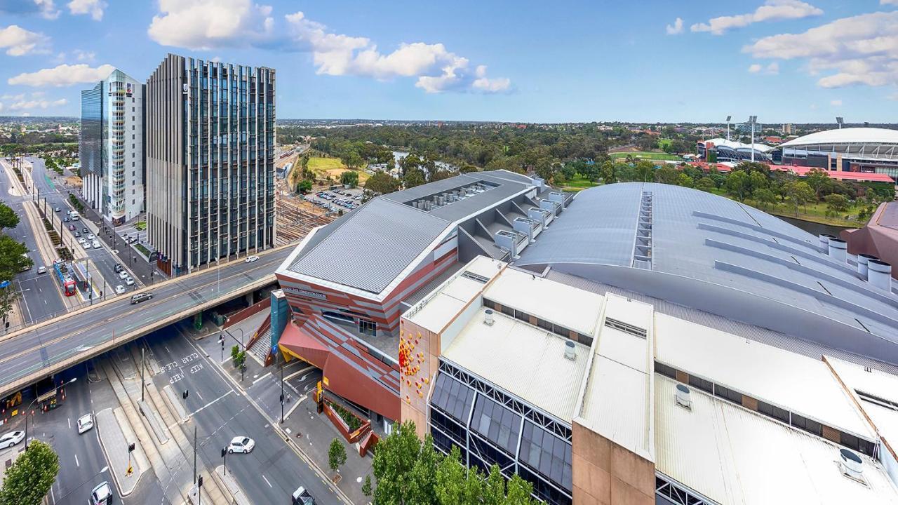 Oaks Adelaide Embassy Suites Eksteriør bilde