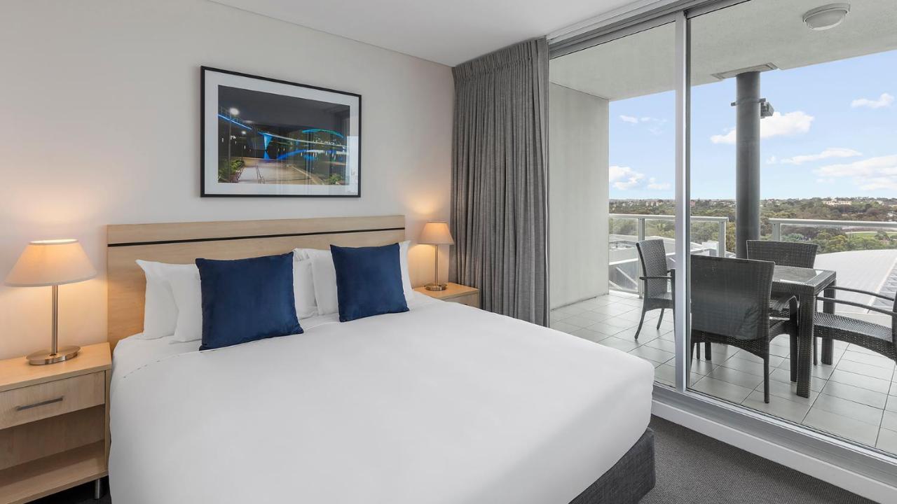Oaks Adelaide Embassy Suites Eksteriør bilde
