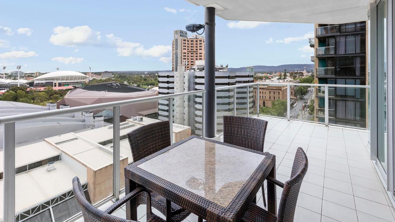 Oaks Adelaide Embassy Suites Eksteriør bilde